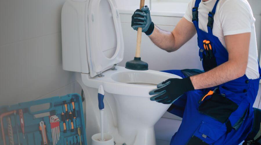 Local expert plumbing services in Orosi, CA